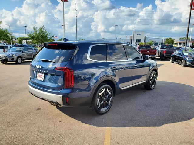 used 2023 Kia Telluride car, priced at $32,995