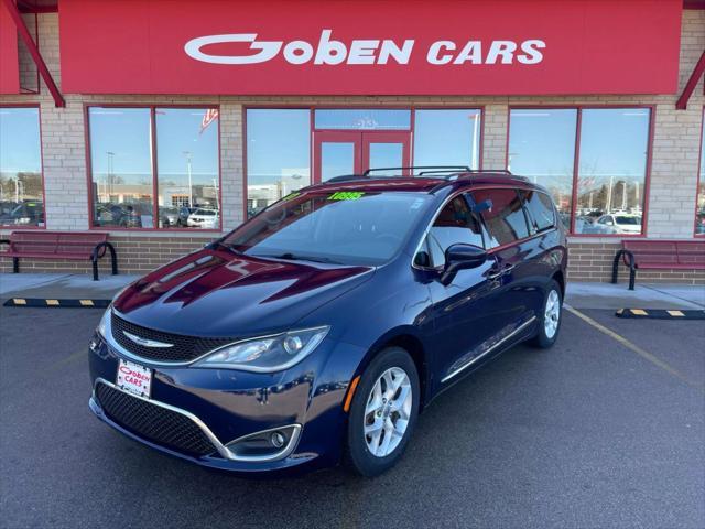 used 2017 Chrysler Pacifica car, priced at $10,995