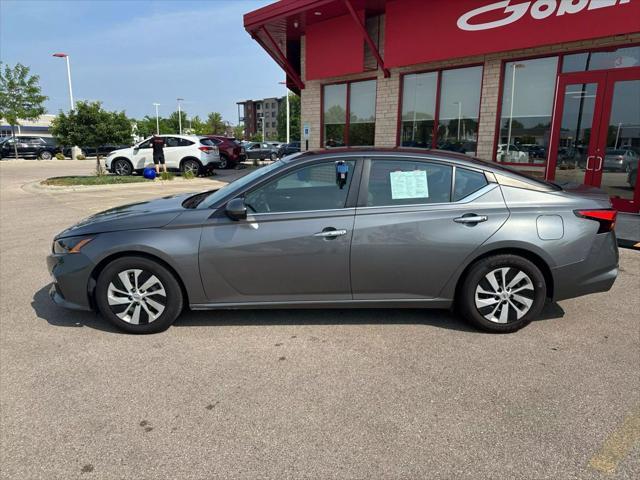 used 2022 Nissan Altima car, priced at $13,995