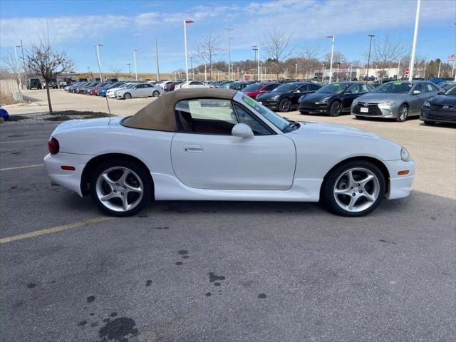 used 2002 Mazda MX-5 Miata car, priced at $10,995