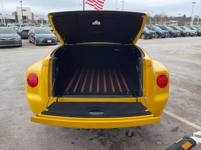 used 2004 Chevrolet SSR car, priced at $21,995