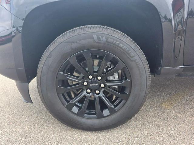 used 2021 GMC Canyon car, priced at $25,995
