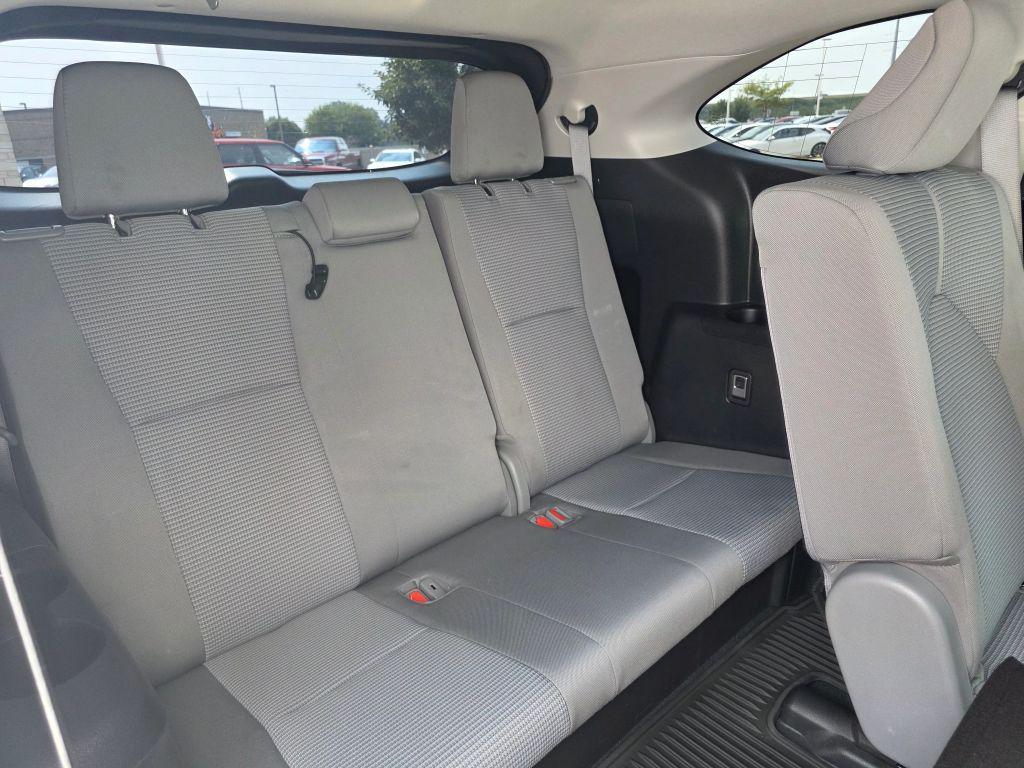 used 2020 Toyota Highlander Hybrid car, priced at $24,995