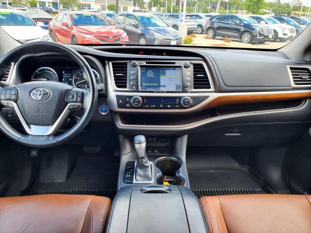 used 2017 Toyota Highlander Hybrid car, priced at $26,995