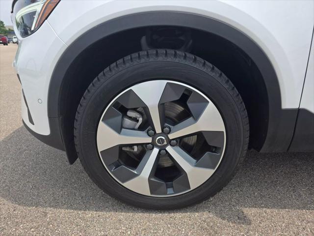 used 2024 Volvo XC40 car, priced at $28,995