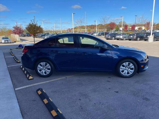 used 2013 Chevrolet Cruze car, priced at $8,995