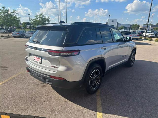 used 2022 Jeep Grand Cherokee car, priced at $35,995