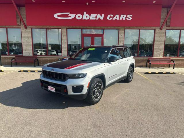 used 2022 Jeep Grand Cherokee car, priced at $35,995