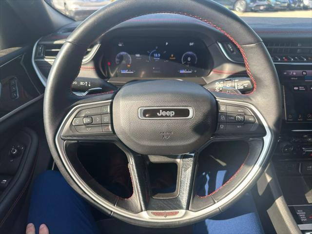 used 2022 Jeep Grand Cherokee car, priced at $35,995