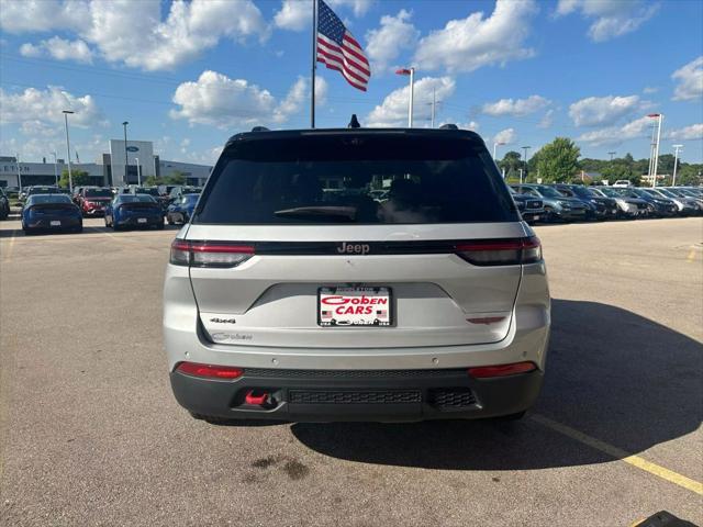 used 2022 Jeep Grand Cherokee car, priced at $35,995