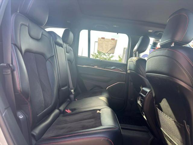 used 2022 Jeep Grand Cherokee car, priced at $35,995