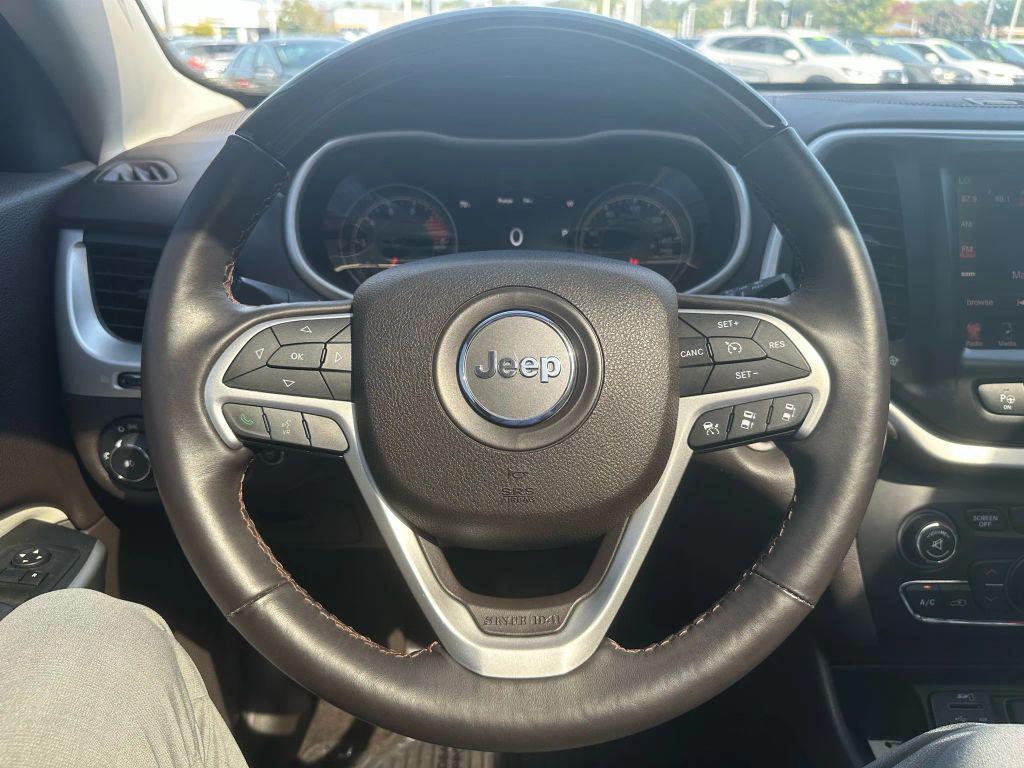 used 2016 Jeep Cherokee car, priced at $14,995