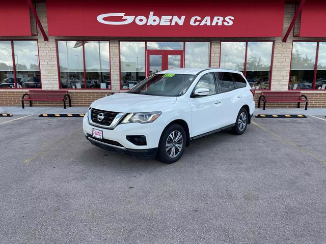 used 2020 Nissan Pathfinder car, priced at $15,995