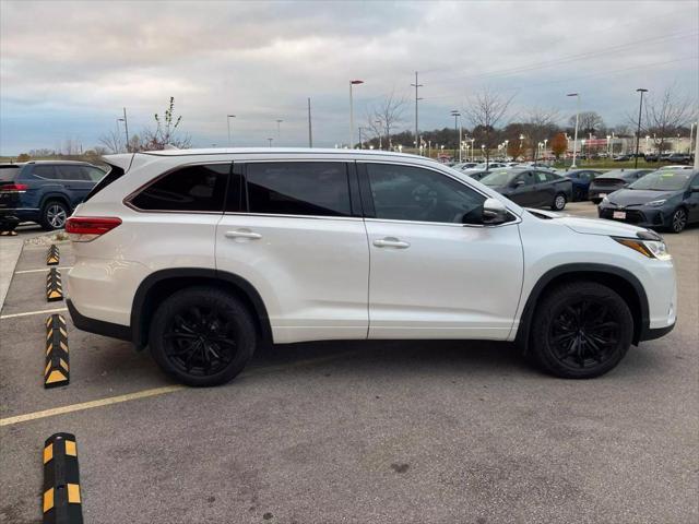 used 2019 Toyota Highlander car, priced at $25,995