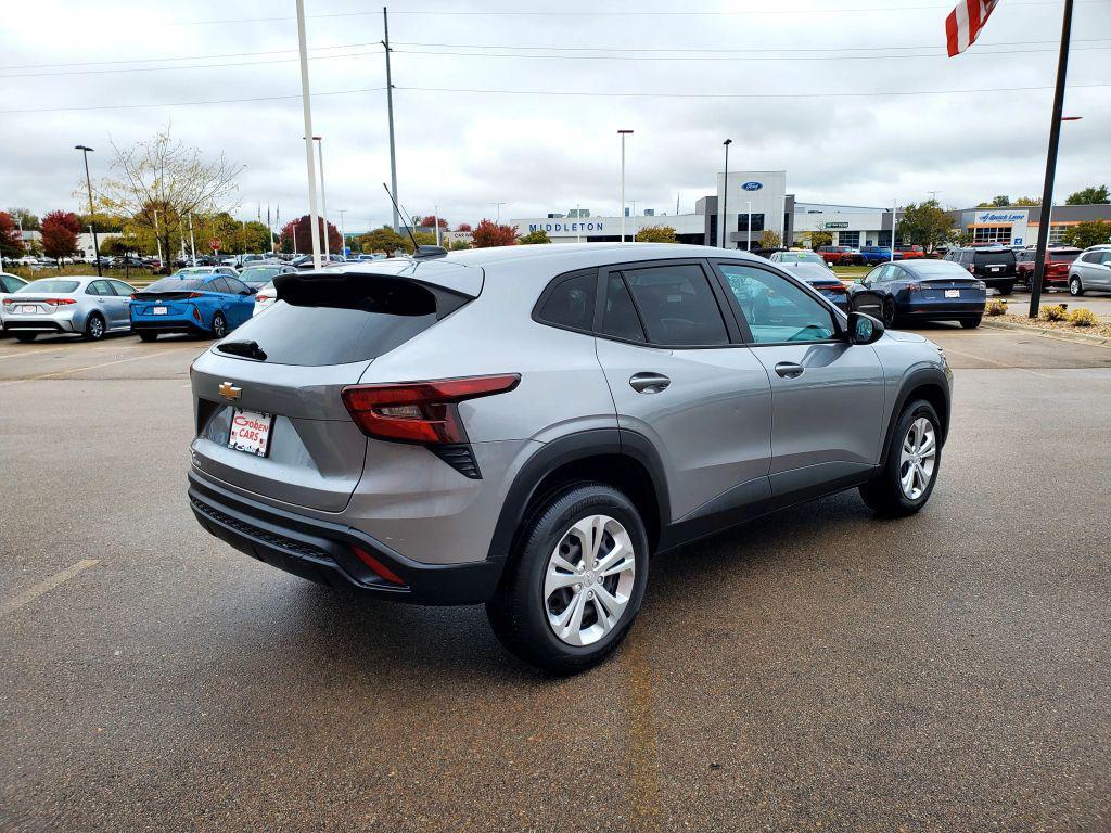 used 2024 Chevrolet Trax car, priced at $19,995