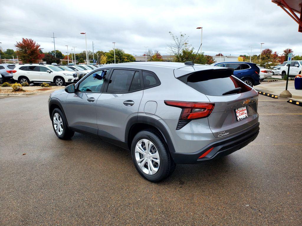 used 2024 Chevrolet Trax car, priced at $19,995