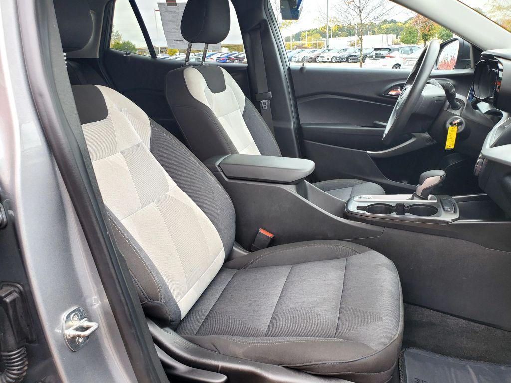 used 2024 Chevrolet Trax car, priced at $19,995
