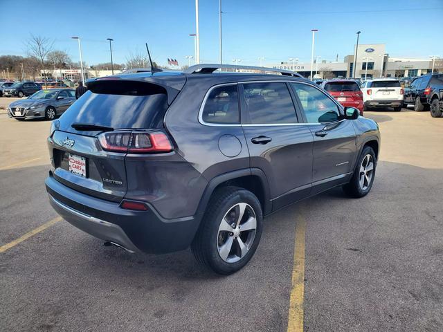 used 2019 Jeep Cherokee car, priced at $17,995