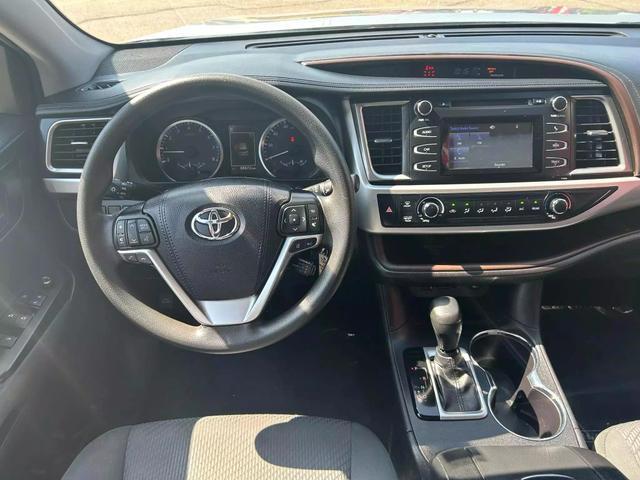 used 2019 Toyota Highlander car, priced at $21,995