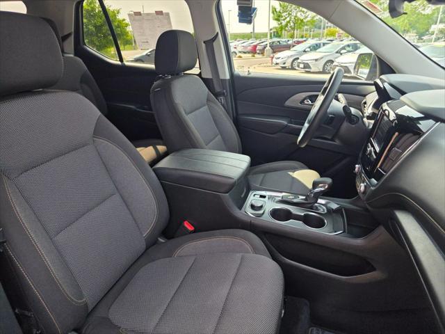 used 2021 Chevrolet Traverse car, priced at $16,995