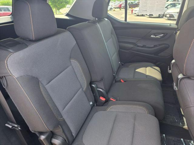 used 2021 Chevrolet Traverse car, priced at $16,995