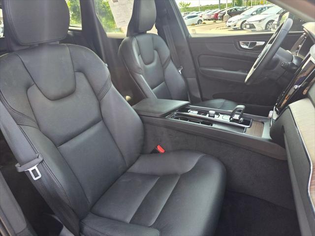 used 2022 Volvo XC60 car, priced at $25,995