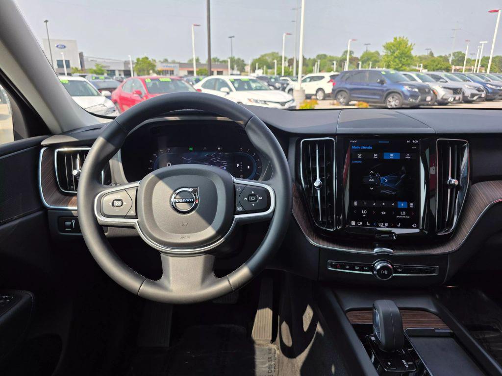 used 2022 Volvo XC60 car, priced at $25,995