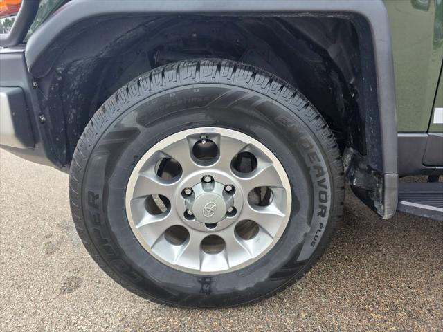 used 2011 Toyota FJ Cruiser car, priced at $19,995