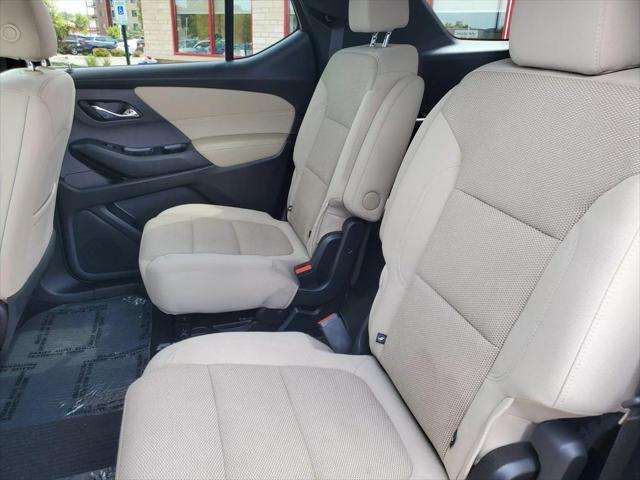 used 2022 Chevrolet Traverse car, priced at $21,995