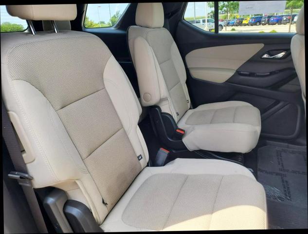 used 2022 Chevrolet Traverse car, priced at $21,995