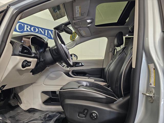 used 2023 Chrysler Pacifica Hybrid car, priced at $27,495