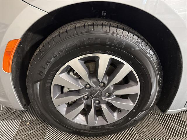 used 2023 Chrysler Pacifica Hybrid car, priced at $27,788