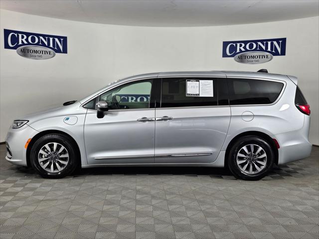 used 2023 Chrysler Pacifica Hybrid car, priced at $27,495