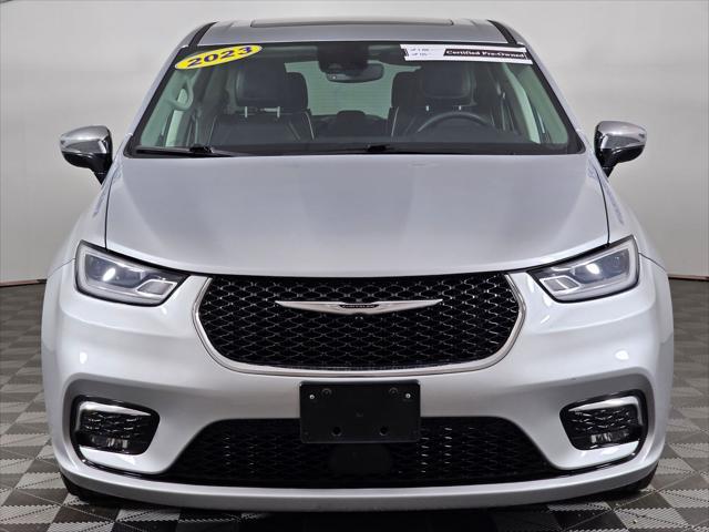 used 2023 Chrysler Pacifica Hybrid car, priced at $27,495