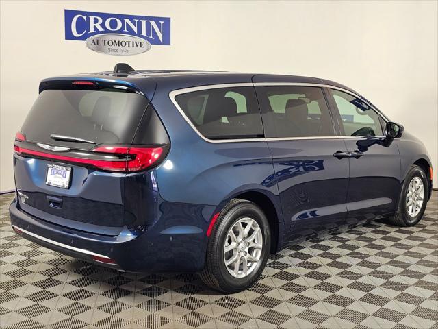 new 2025 Chrysler Pacifica car, priced at $43,807