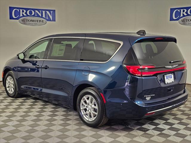 new 2025 Chrysler Pacifica car, priced at $43,807