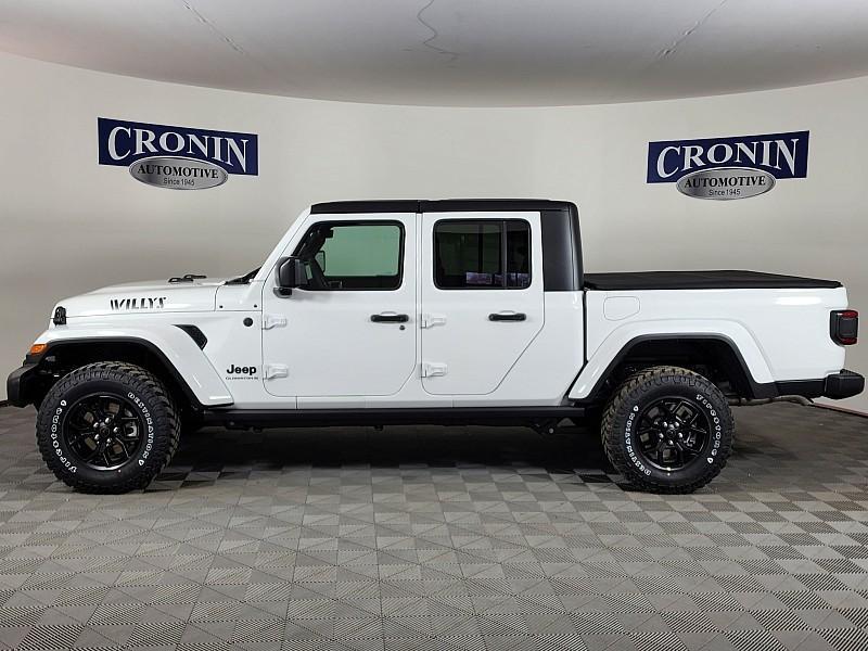 new 2024 Jeep Gladiator car, priced at $50,516
