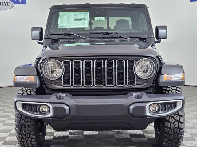 new 2025 Jeep Gladiator car, priced at $46,752