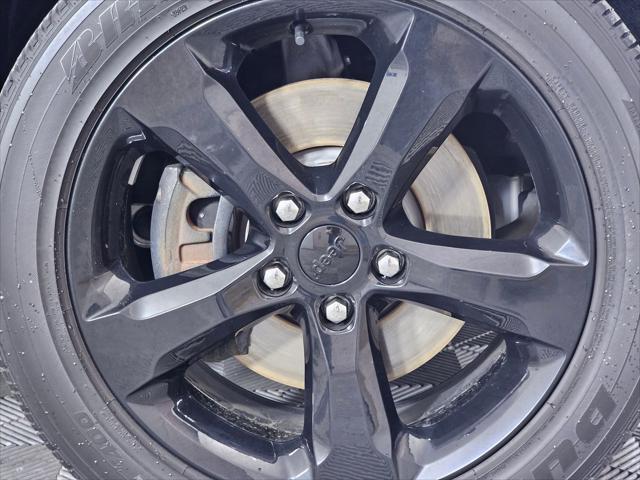 used 2023 Jeep Grand Cherokee L car, priced at $33,495