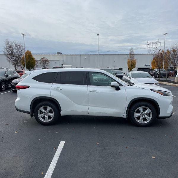 used 2023 Toyota Highlander car, priced at $36,640