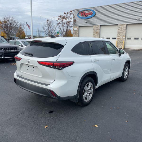 used 2023 Toyota Highlander car, priced at $36,640