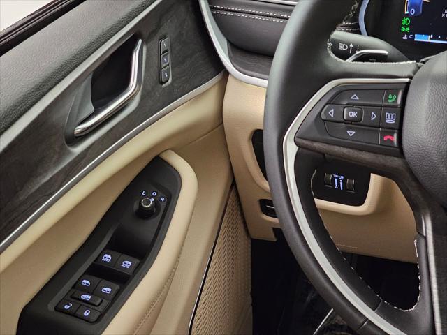 new 2025 Jeep Grand Cherokee L car, priced at $53,537