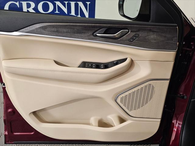 new 2025 Jeep Grand Cherokee L car, priced at $53,537
