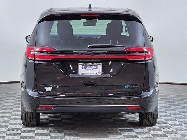 new 2024 Chrysler Pacifica Hybrid car, priced at $49,643