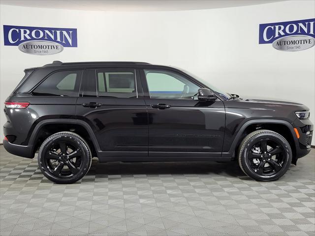 new 2025 Jeep Grand Cherokee car, priced at $49,655