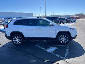 used 2018 Jeep Cherokee car, priced at $17,995