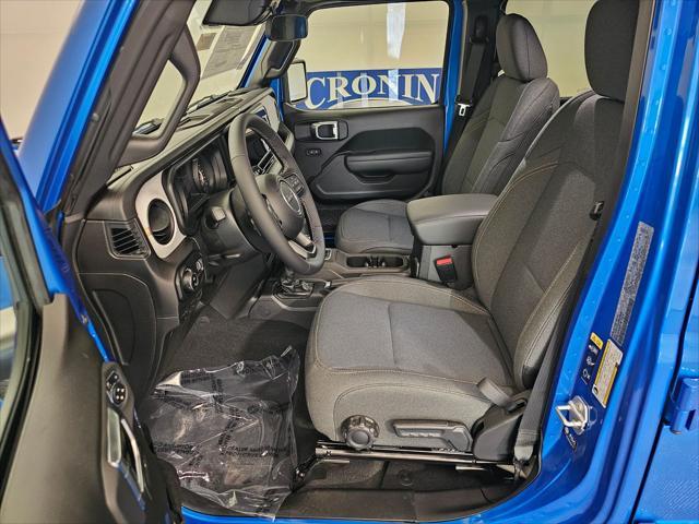 new 2025 Jeep Gladiator car, priced at $44,397
