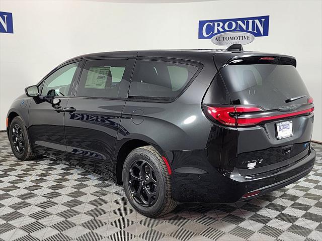 new 2024 Chrysler Pacifica Hybrid car, priced at $49,920