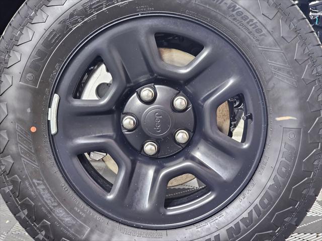 new 2025 Jeep Wrangler car, priced at $40,050