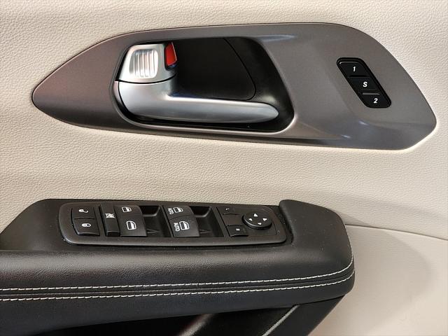 used 2021 Chrysler Pacifica car, priced at $24,567
